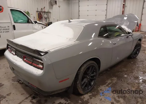 2022 Dodge Challenger Gt Awd z USA, uszkodzony, nr VIN 2C3CDZKG0NH156787